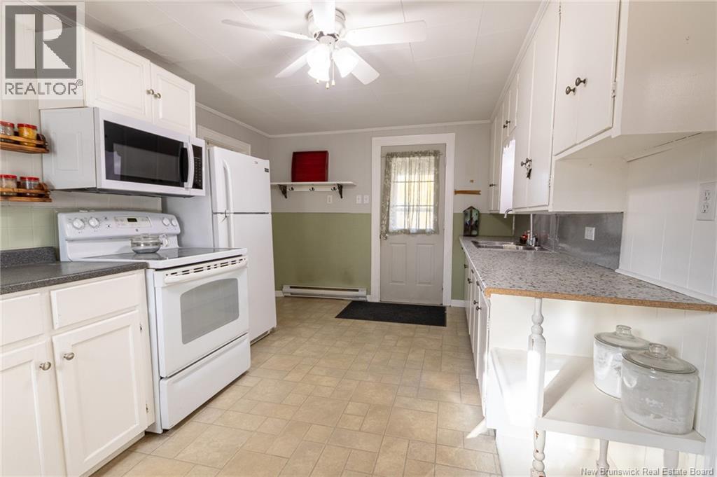 10 Hillcrest Avenue, Chipman, New Brunswick  E4A 1X9 - Photo 8 - NB129701