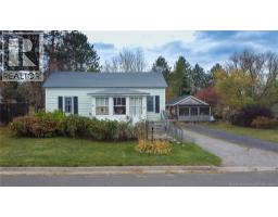 10 Hillcrest Avenue, Chipman, Ca