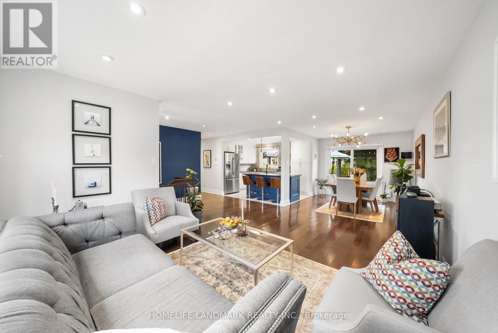 6 Drumern Crescent, Richmond Hill, Ontario  L4C 5H8 - Photo 10 - N12539826