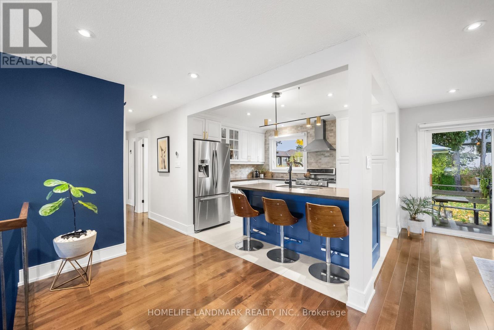 6 Drumern Crescent, Richmond Hill, Ontario  L4C 5H8 - Photo 11 - N12539826