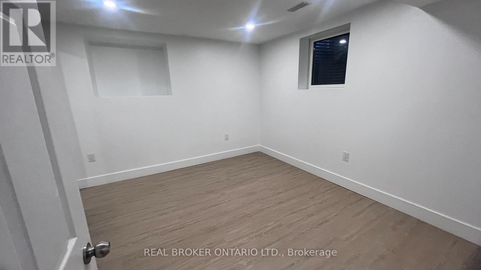 8 Rainsford Road, Markham, Ontario  L3P 6J5 - Photo 10 - N12539834