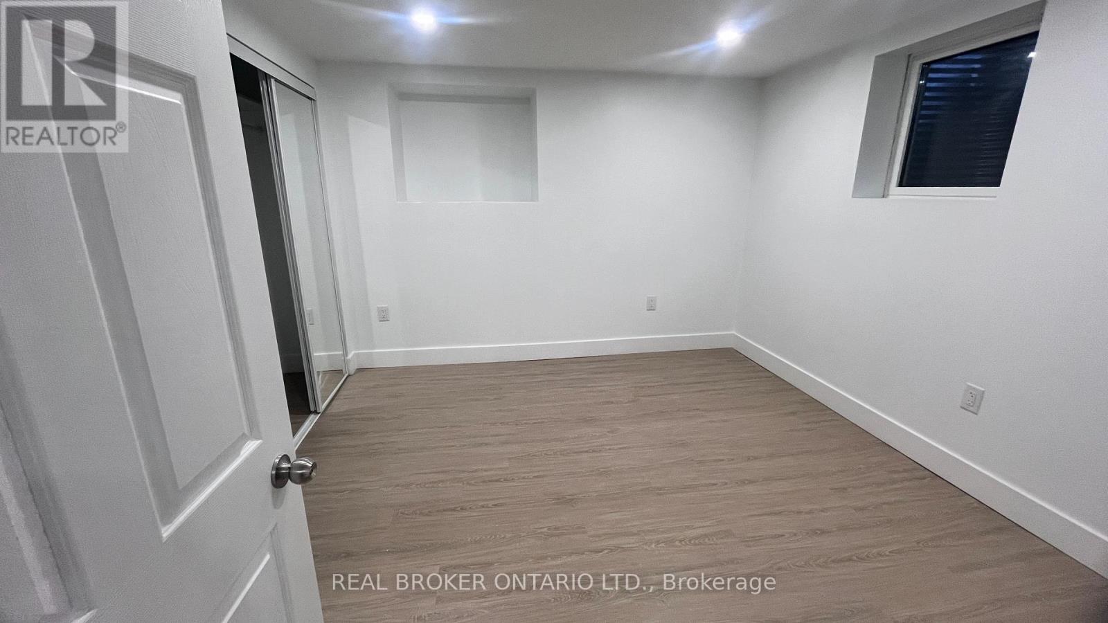 8 Rainsford Road, Markham, Ontario  L3P 6J5 - Photo 11 - N12539834