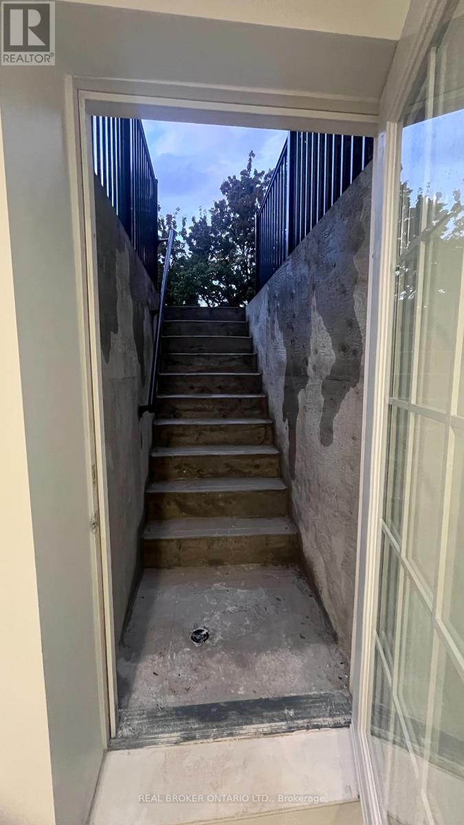 8 Rainsford Road, Markham, Ontario  L3P 6J5 - Photo 24 - N12539834