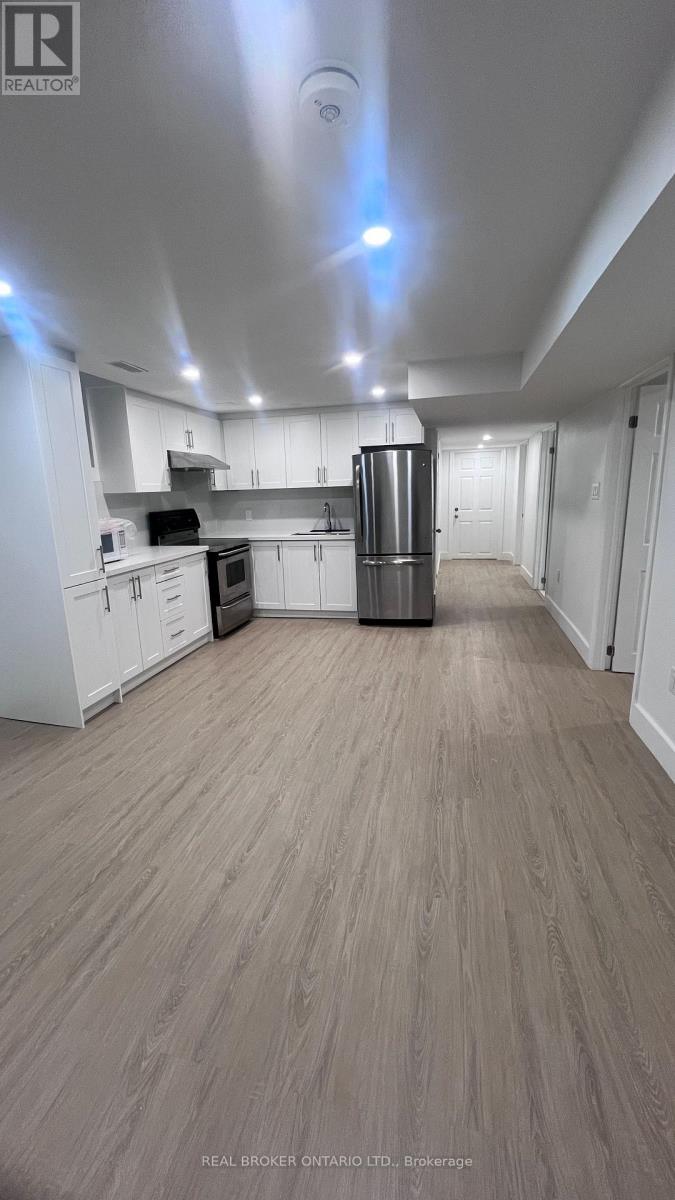 8 Rainsford Road, Markham, Ontario  L3P 6J5 - Photo 6 - N12539834