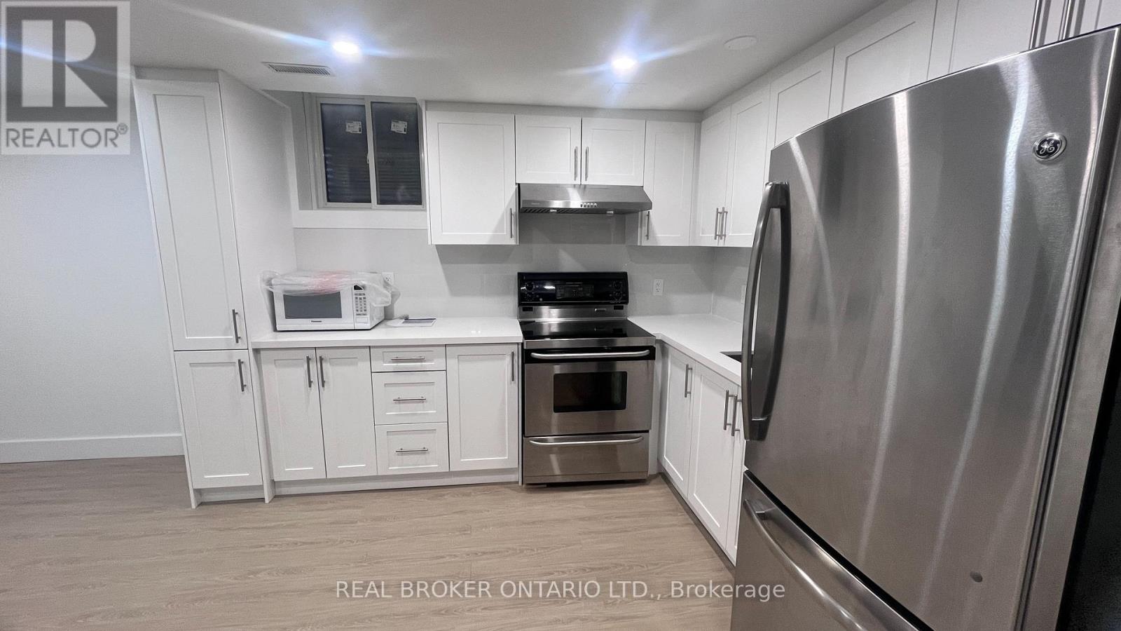 8 Rainsford Road, Markham, Ontario  L3P 6J5 - Photo 7 - N12539834