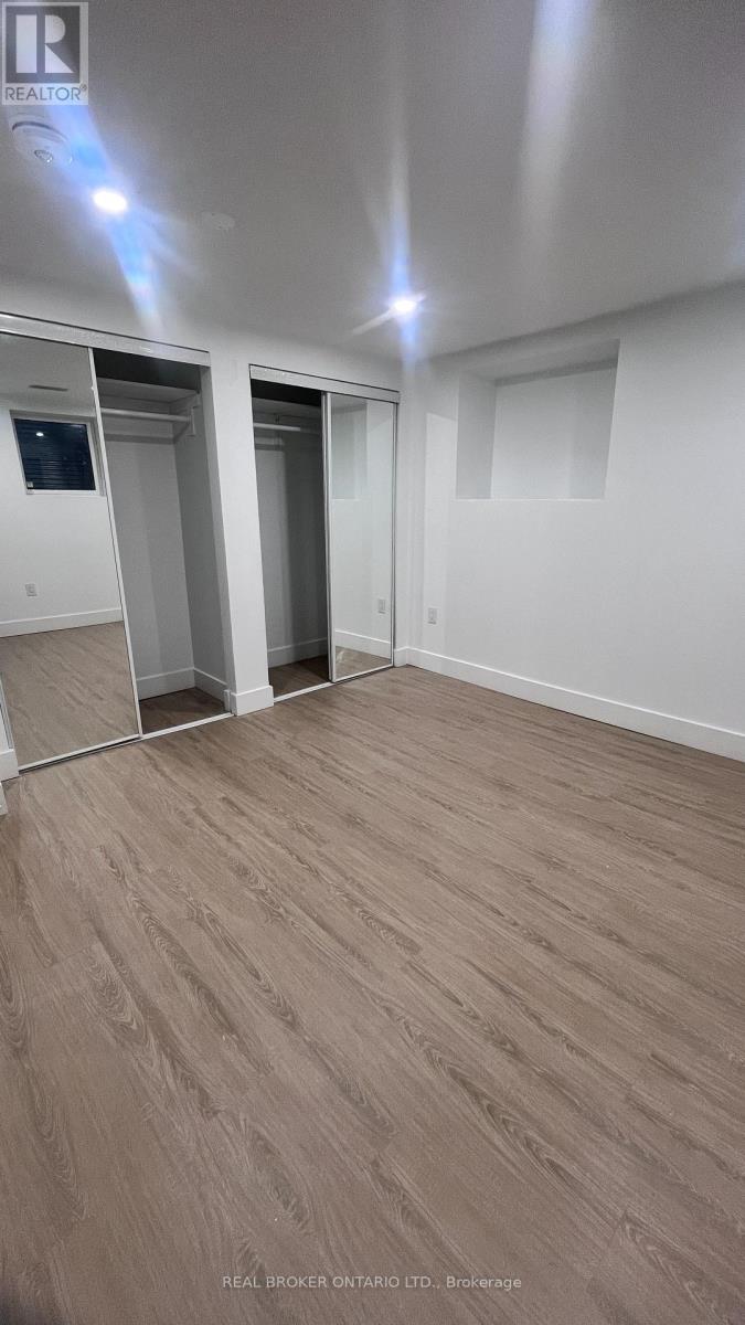 8 Rainsford Road, Markham, Ontario  L3P 6J5 - Photo 9 - N12539834