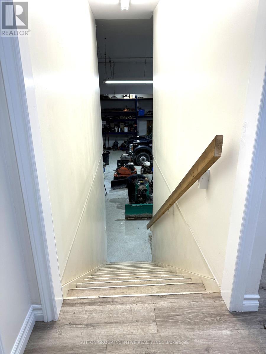 218 Lockhart Road, Barrie, Ontario  L4N 9G8 - Photo 17 - S12539860