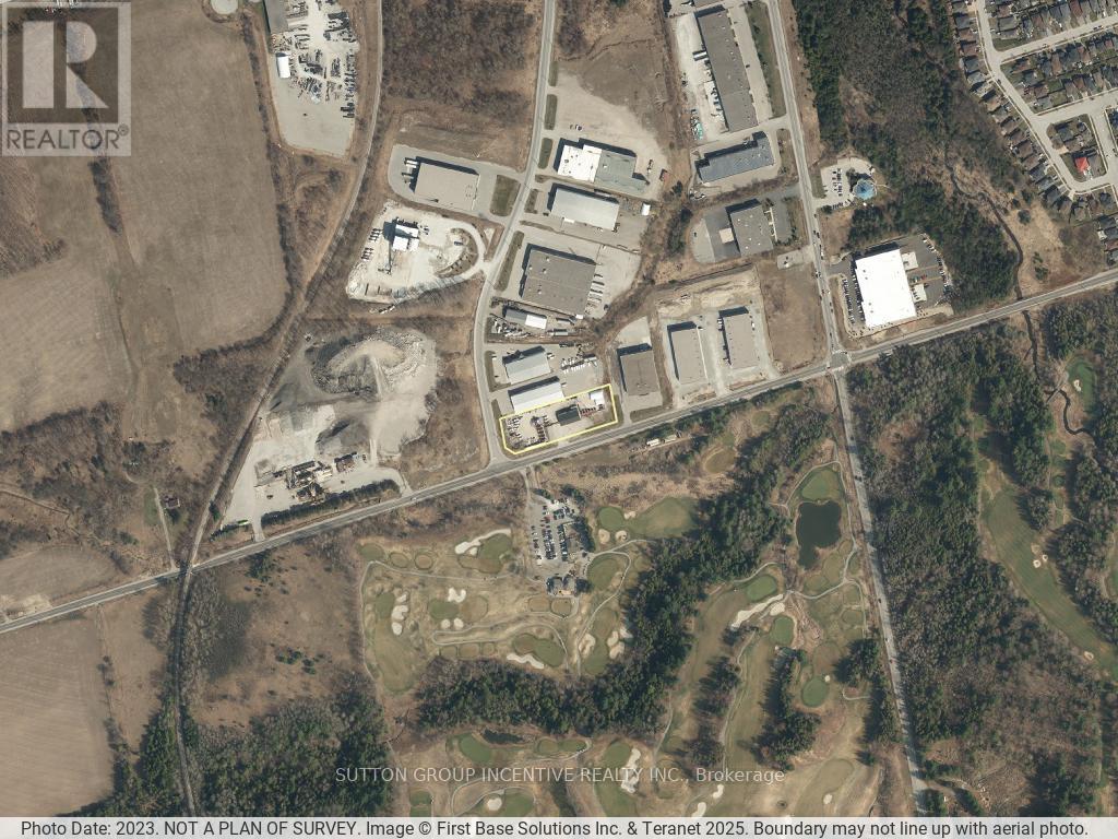 218 Lockhart Road, Barrie, Ontario  L4N 9G8 - Photo 3 - S12539860