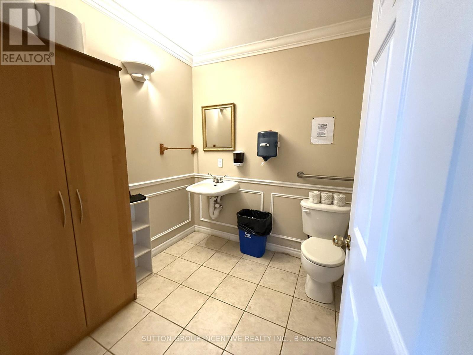 218 Lockhart Road, Barrie, Ontario  L4N 9G8 - Photo 9 - S12539860