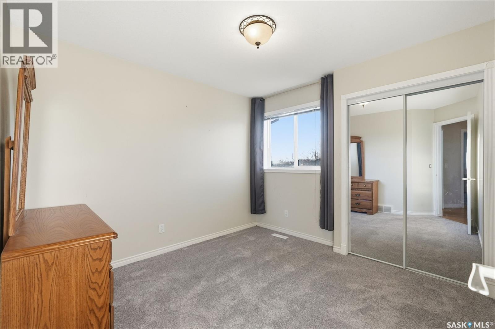 151 Kutz Crescent, Saskatoon, Saskatchewan  S7N 4S5 - Photo 14 - SK023960