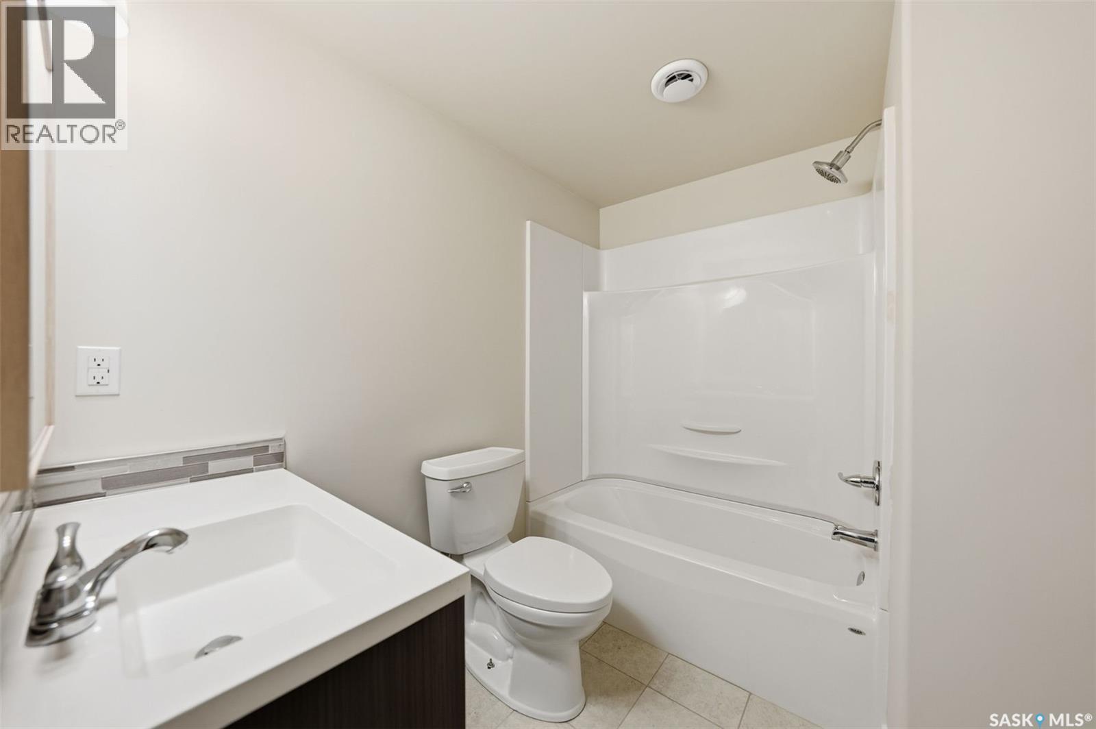 151 Kutz Crescent, Saskatoon, Saskatchewan  S7N 4S5 - Photo 21 - SK023960