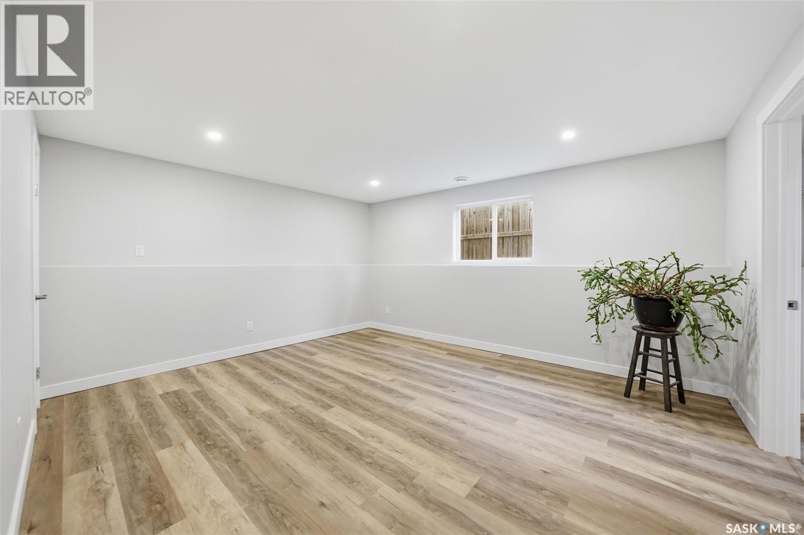 151 Kutz Crescent, Saskatoon, Saskatchewan  S7N 4S5 - Photo 24 - SK023960