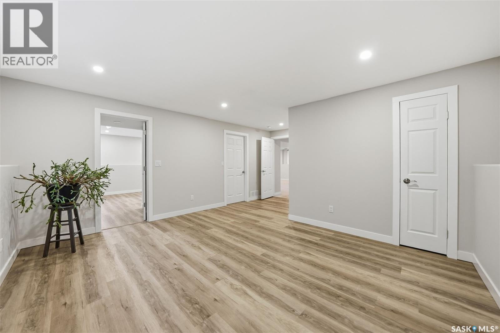 151 Kutz Crescent, Saskatoon, Saskatchewan  S7N 4S5 - Photo 25 - SK023960