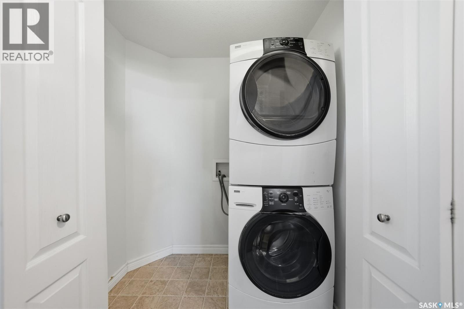 310 Carr Crescent, Saskatoon, Saskatchewan  S7S 1M3 - Photo 17 - SK023915