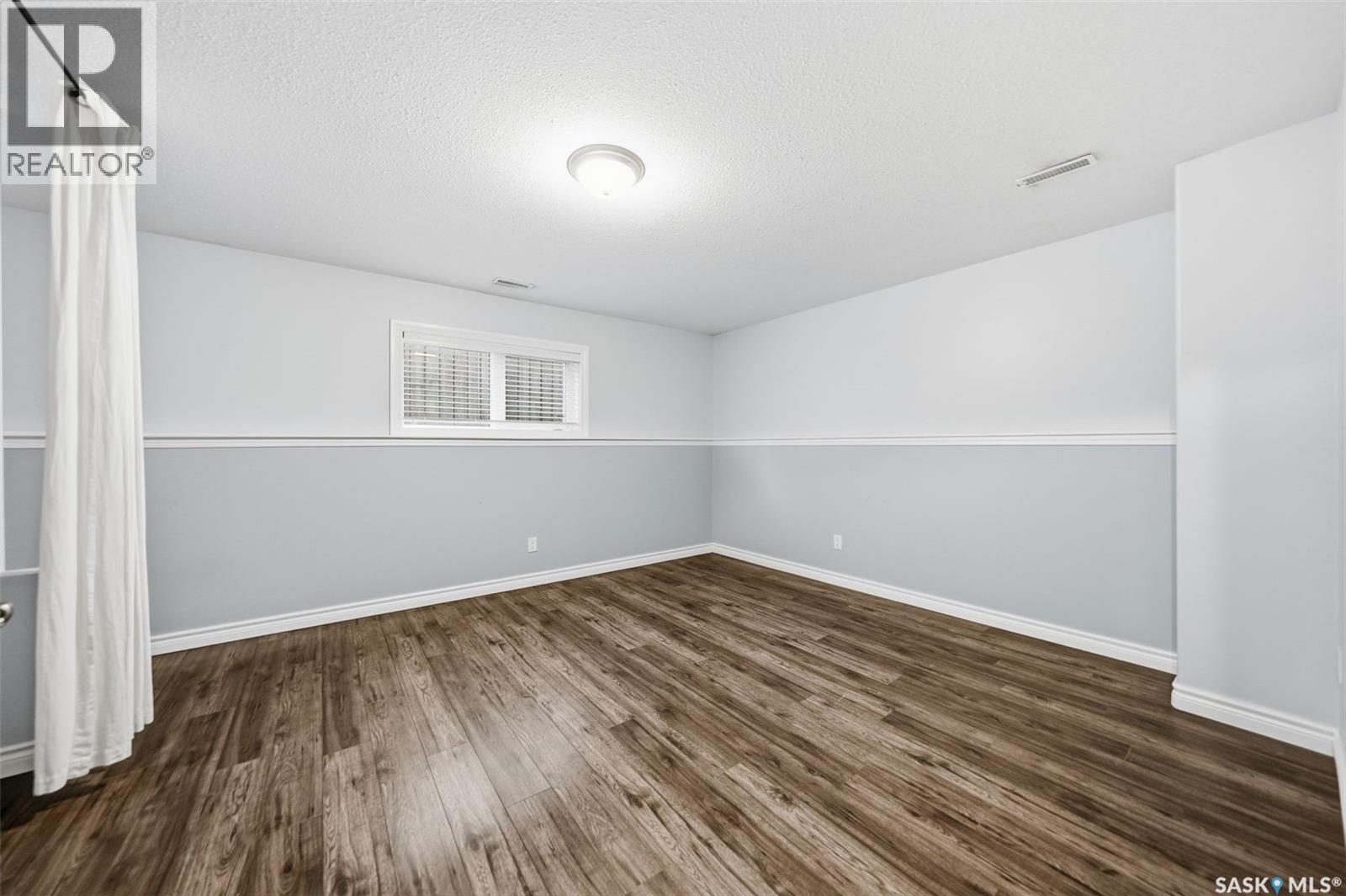 310 Carr Crescent, Saskatoon, Saskatchewan  S7S 1M3 - Photo 21 - SK023915