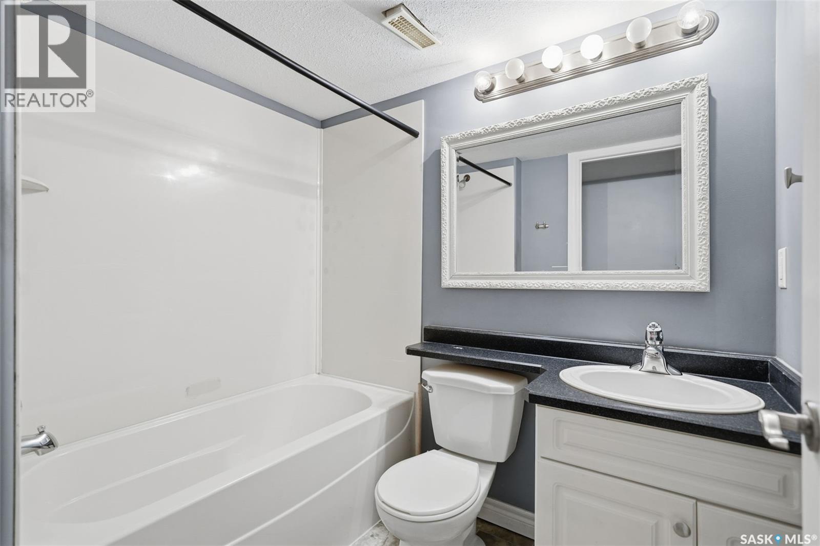 310 Carr Crescent, Saskatoon, Saskatchewan  S7S 1M3 - Photo 23 - SK023915