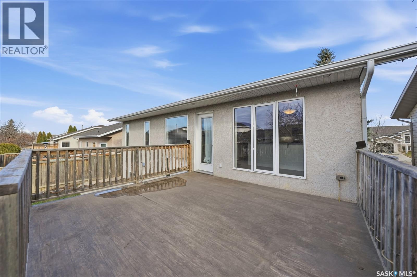 310 Carr Crescent, Saskatoon, Saskatchewan  S7S 1M3 - Photo 26 - SK023915