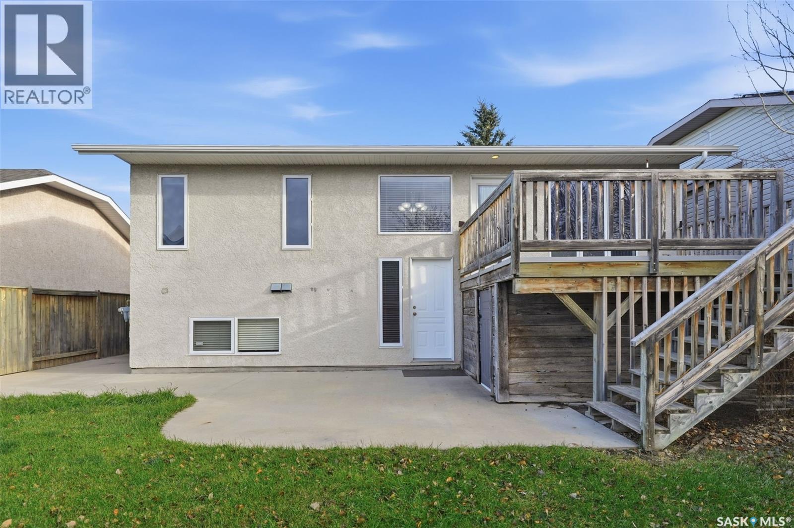 310 Carr Crescent, Saskatoon, Saskatchewan  S7S 1M3 - Photo 27 - SK023915