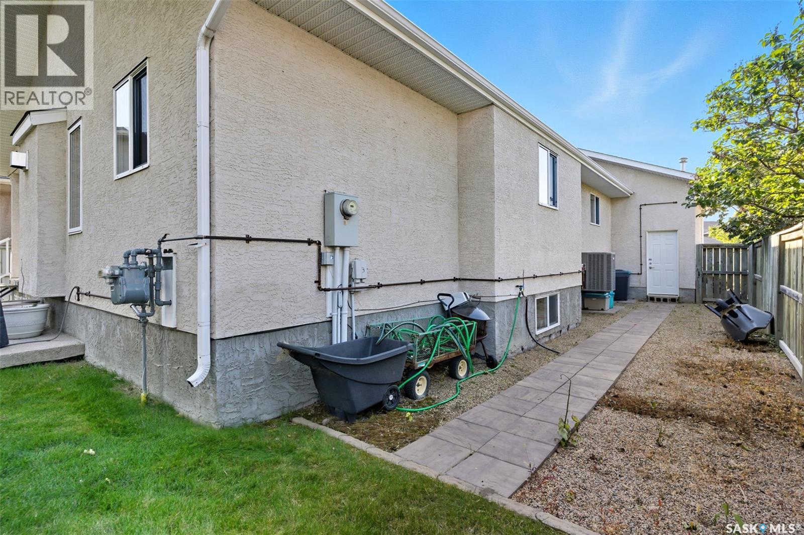 443 Blackburn Terrace, Saskatoon, Saskatchewan  S7V 1E8 - Photo 35 - SK023914