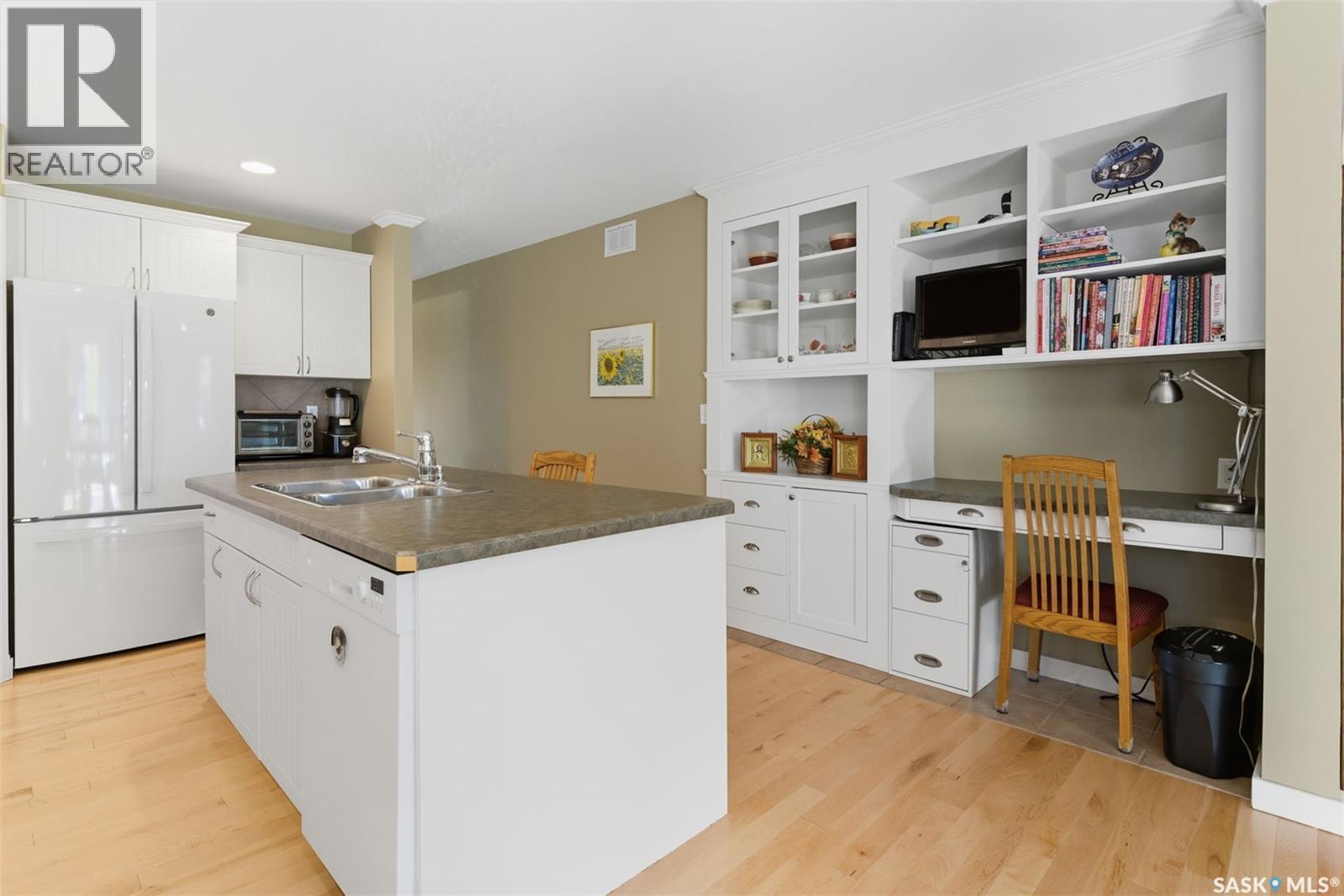 443 Blackburn Terrace, Saskatoon, Saskatchewan  S7V 1E8 - Photo 8 - SK023914