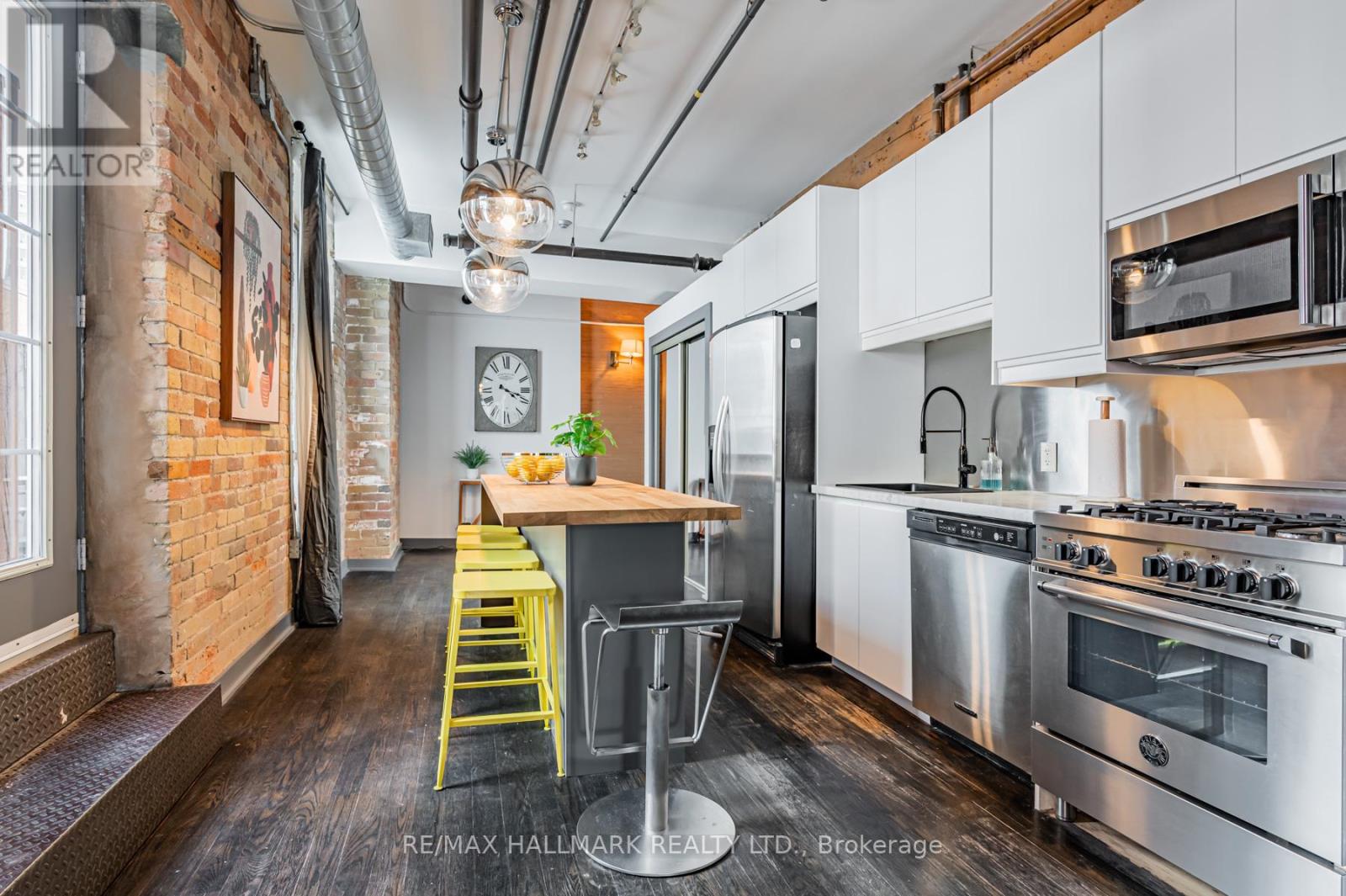 6 - 189 Queen Street E, Toronto, Ontario  M5A 1S2 - Photo 3 - C12539900