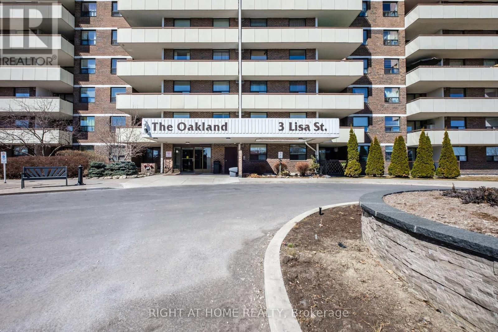 1212 - 3 LISA STREET, Brampton, Ontario