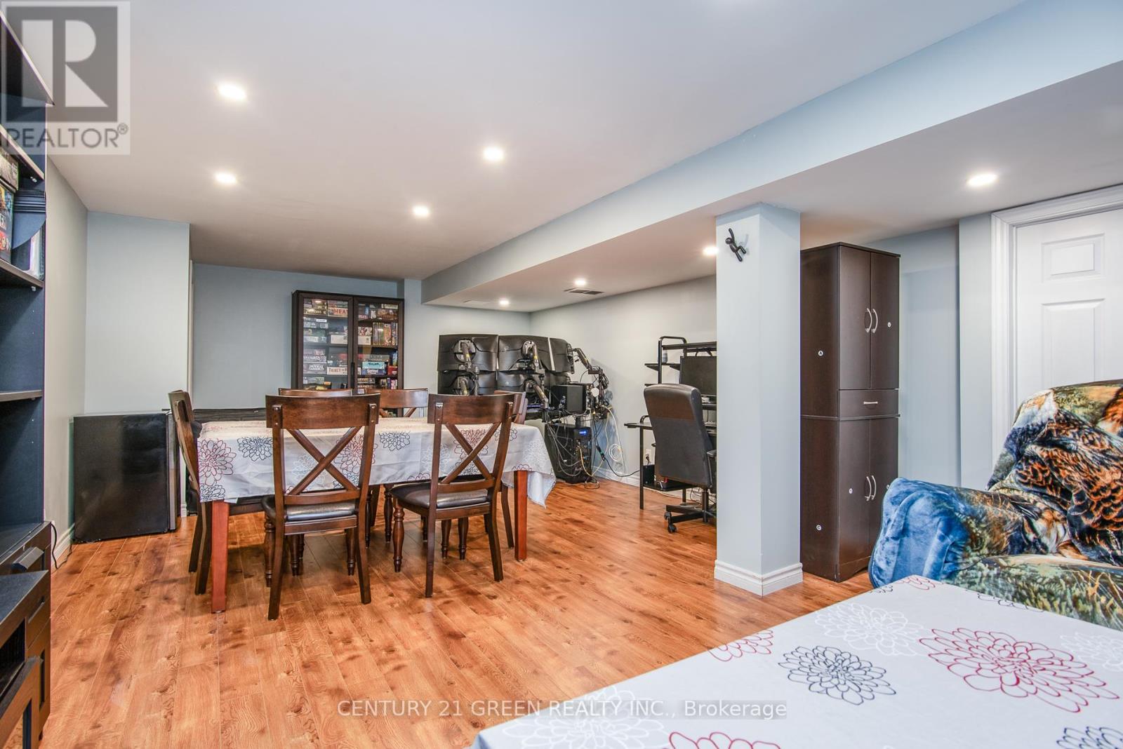 57 Hannon Crescent, Hamilton, Ontario  L0R 1P0 - Photo 38 - X12539830