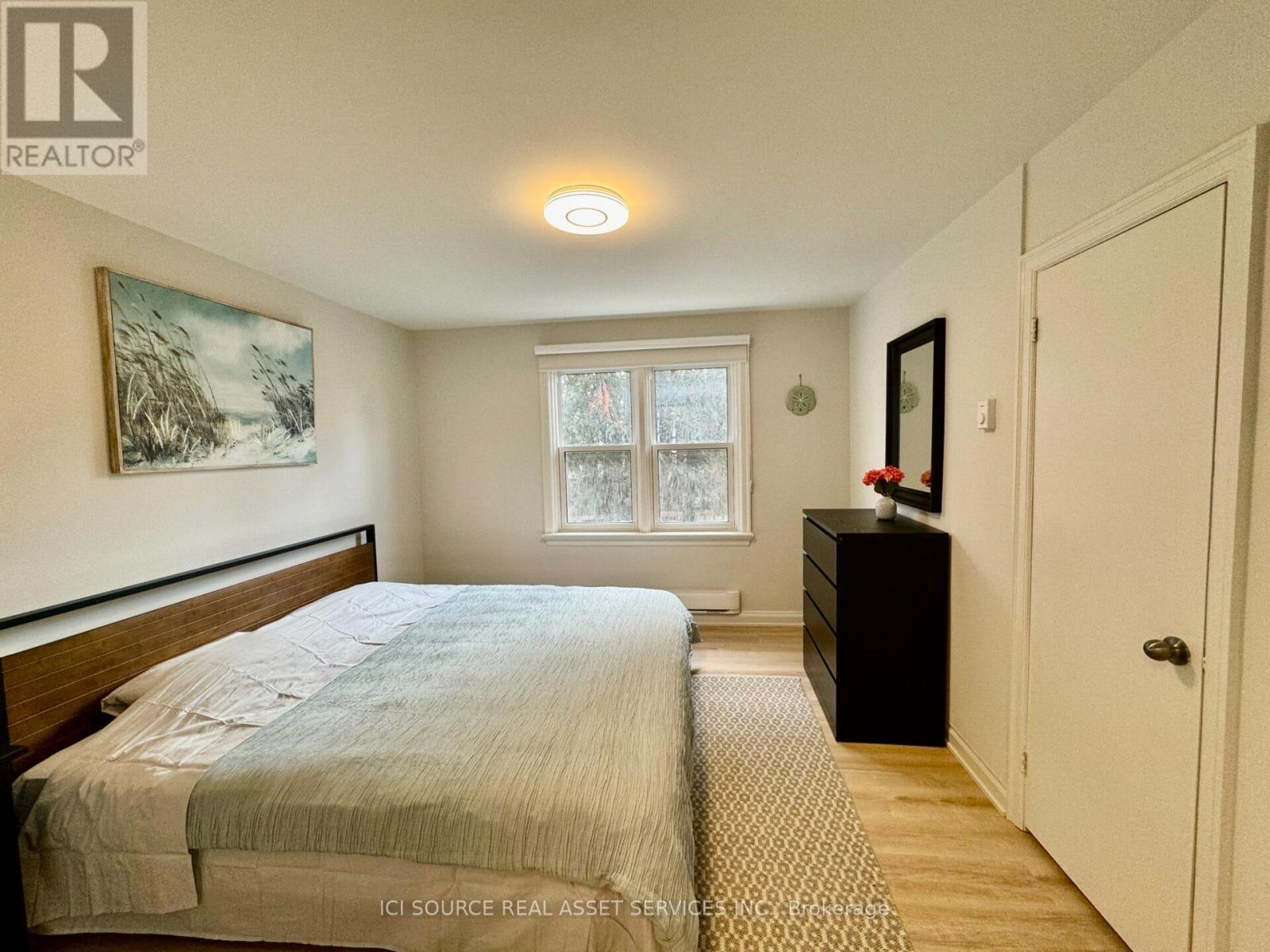 Main Fl - 295 Kirchoffer Avenue, Ottawa, Ontario  K2A 1Y1 - Photo 6 - X12539888