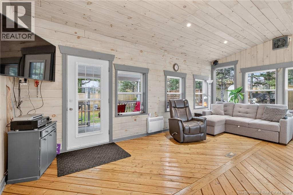 53 Vista, Moncton, New Brunswick  E1A 4L6 - Photo 9 - NB130041