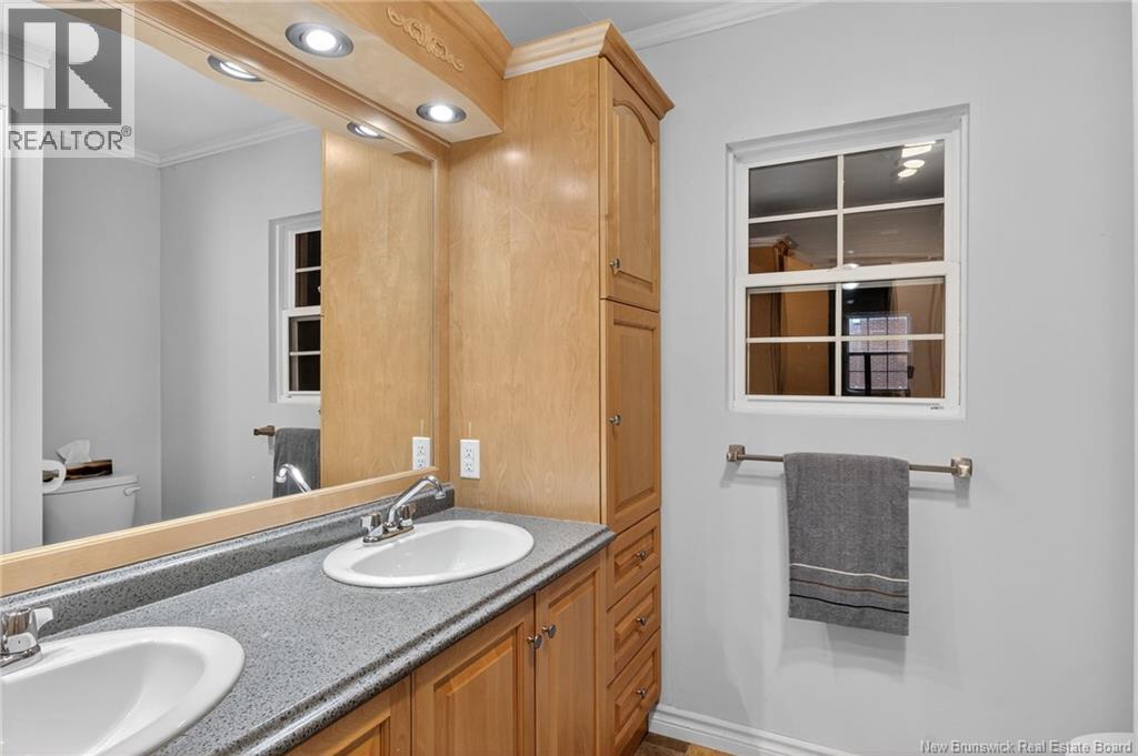 53 Vista, Moncton, New Brunswick  E1A 4L6 - Photo 27 - NB130041