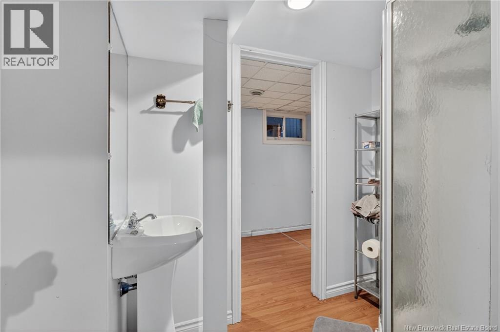 53 Vista, Moncton, New Brunswick  E1A 4L6 - Photo 24 - NB130041