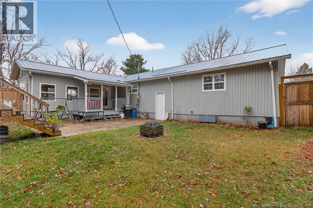 53 Vista, Moncton, New Brunswick  E1A 4L6 - Photo 35 - NB130041