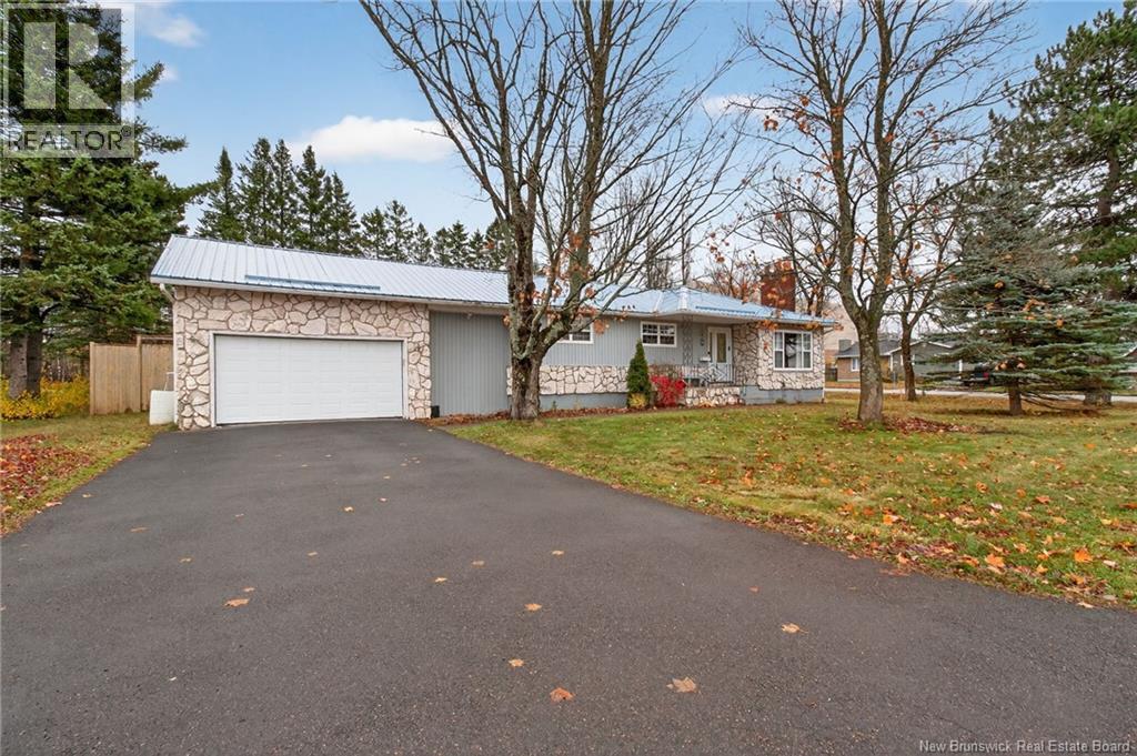 53 Vista, Moncton, New Brunswick  E1A 4L6 - Photo 31 - NB130041