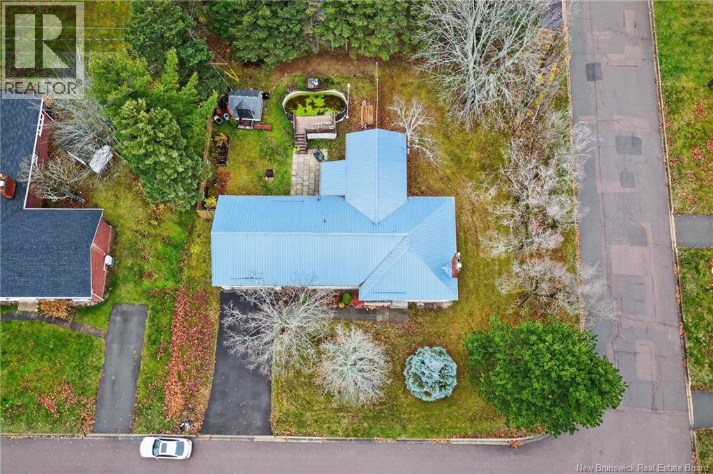 53 Vista, Moncton, New Brunswick  E1A 4L6 - Photo 40 - NB130041