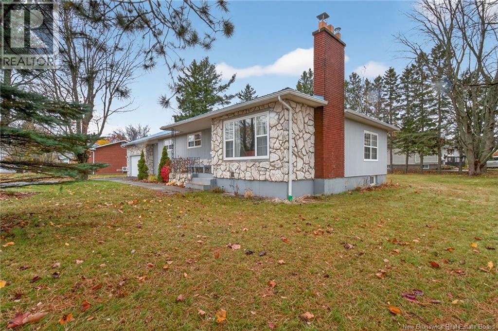 53 Vista, Moncton, New Brunswick  E1A 4L6 - Photo 34 - NB130041