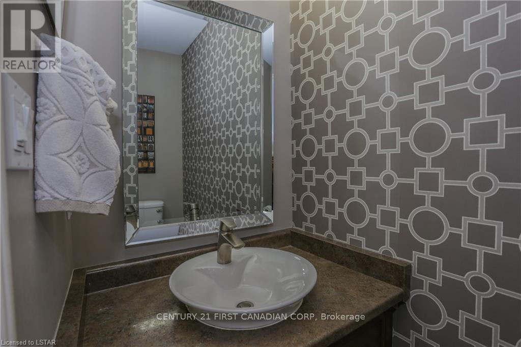 1162 Smither Road, London North, Ontario  N6G 5R8 - Photo 15 - X12539956