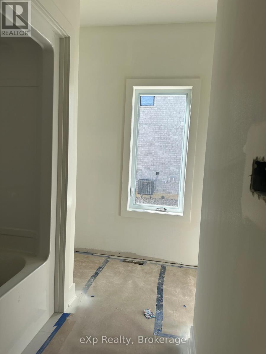 1036 Walton Avenue N, North Perth, Ontario  N4W 3S2 - Photo 13 - X12456108