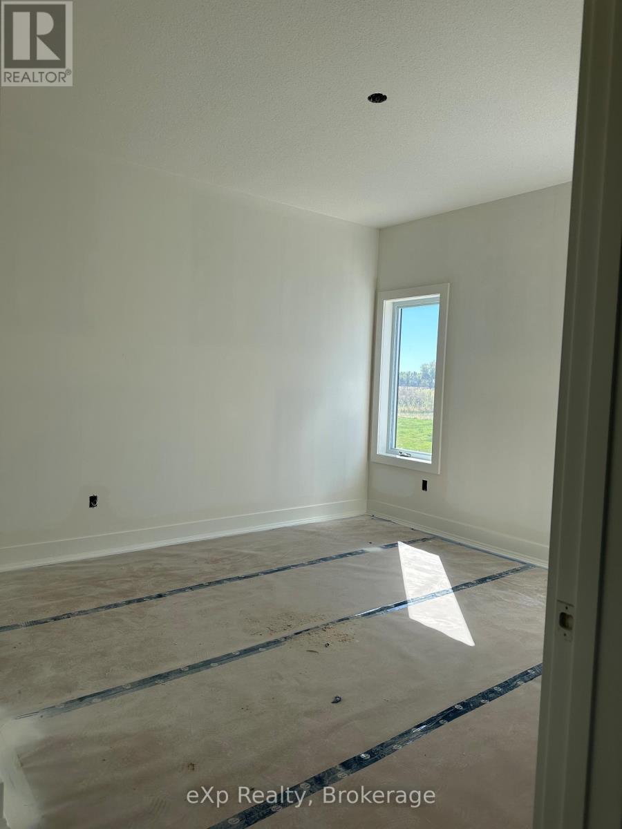 1036 Walton Avenue N, North Perth, Ontario  N4W 3S2 - Photo 14 - X12456108