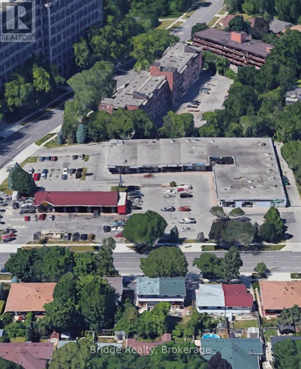 4 - 635 Greenhill Avenue, Hamilton, Ontario L8K 5W8 - Photo 1 - X12539942