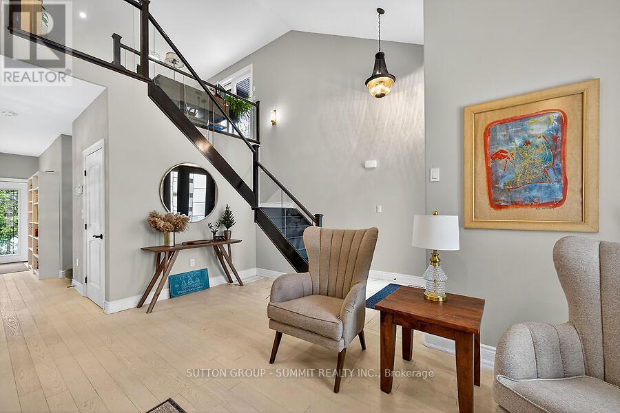 153 Blair Lane, Hamilton, Ontario  L9G 1B8 - Photo 12 - X12484208