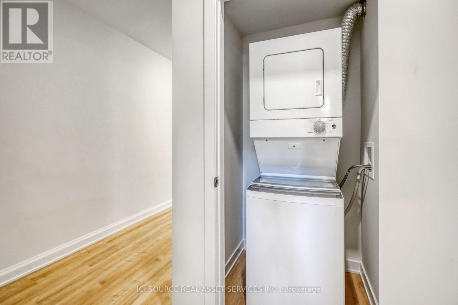 Basement - 295 Kirchoffer Avenue, Ottawa, Ontario  K2A 1Y1 - Photo 12 - X12539896