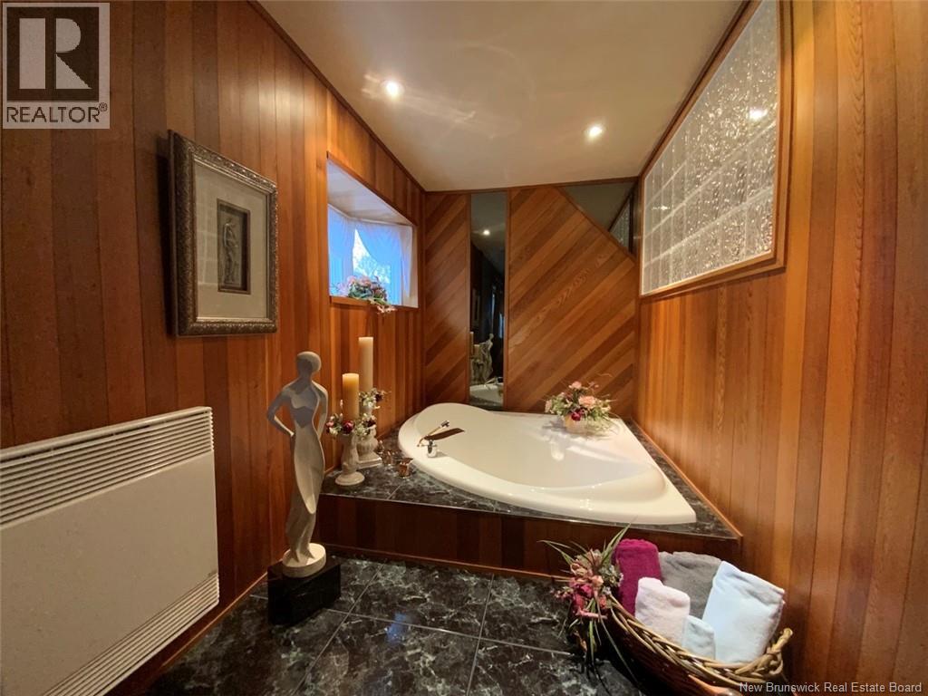 75 Leblond Street, Edmundston, New Brunswick  E3V 4K9 - Photo 8 - NB130030