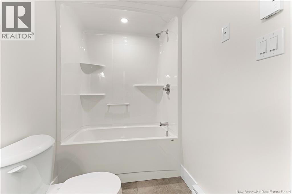 103 Rochefort, Dieppe, New Brunswick  E1A 6X9 - Photo 42 - NB129747