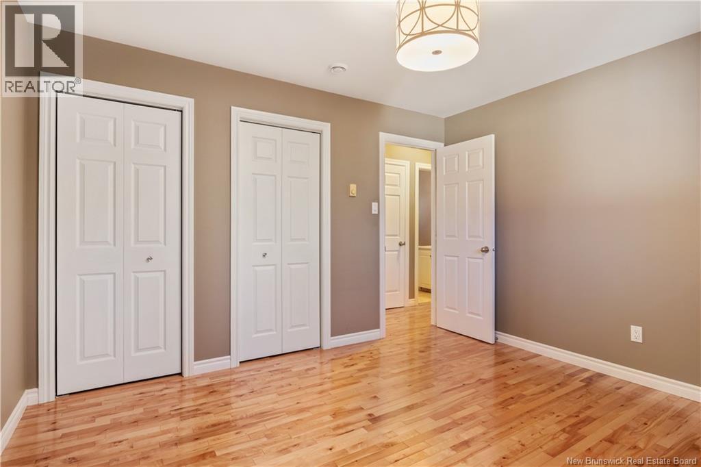 555 Breau, Dieppe, New Brunswick  E1A 5N1 - Photo 11 - NB129727