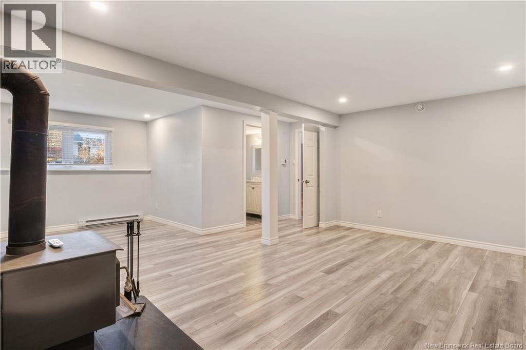 555 Breau, Dieppe, New Brunswick  E1A 5N1 - Photo 14 - NB129727