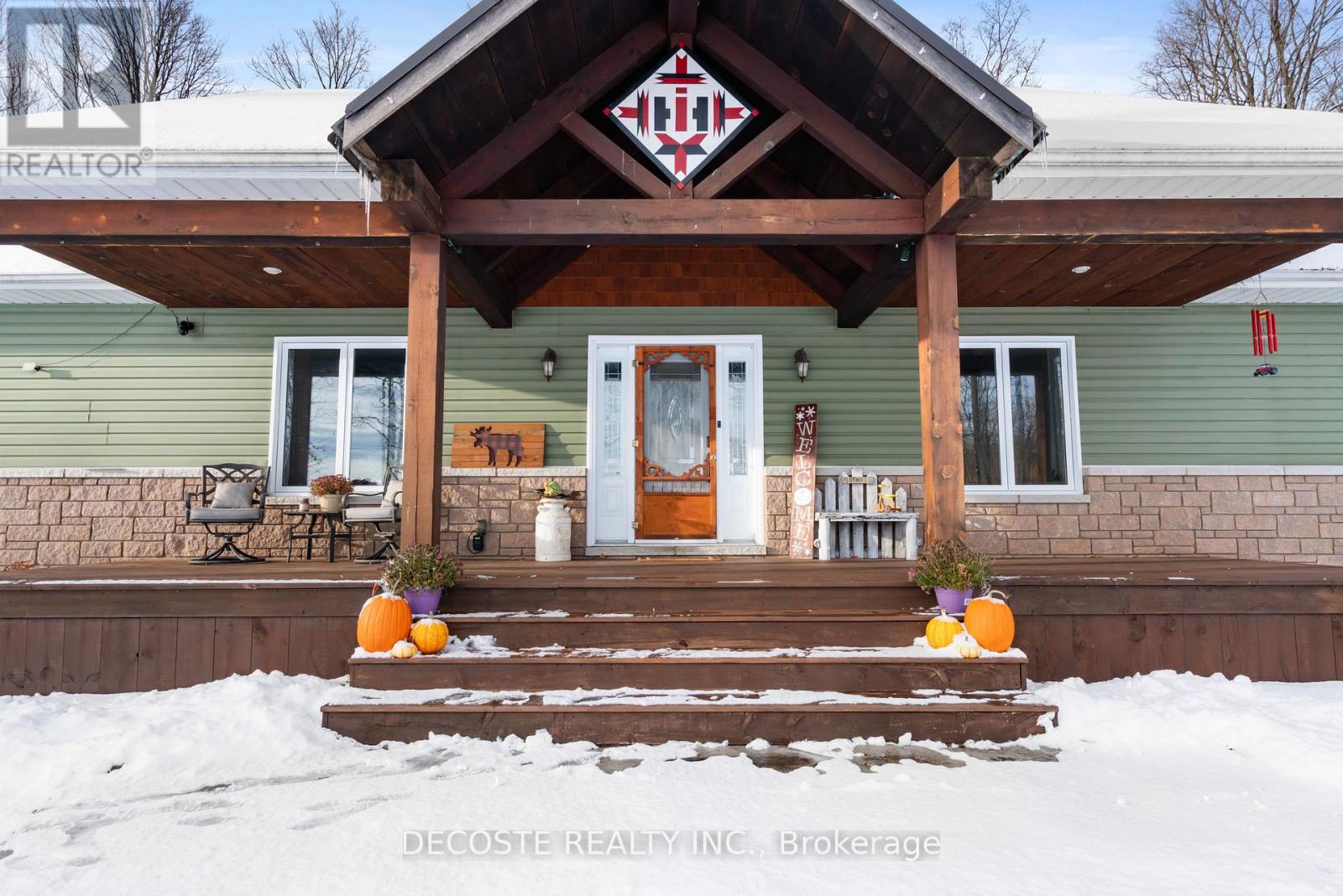 16471 Maple Street E, North Stormont, Ontario  K0C 1C0 - Photo 3 - X12539922