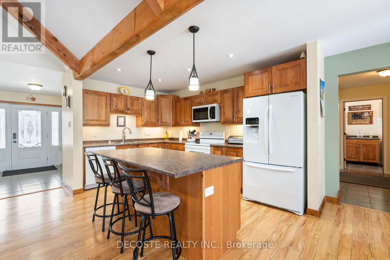 16471 Maple Street E, North Stormont, Ontario  K0C 1C0 - Photo 8 - X12539922