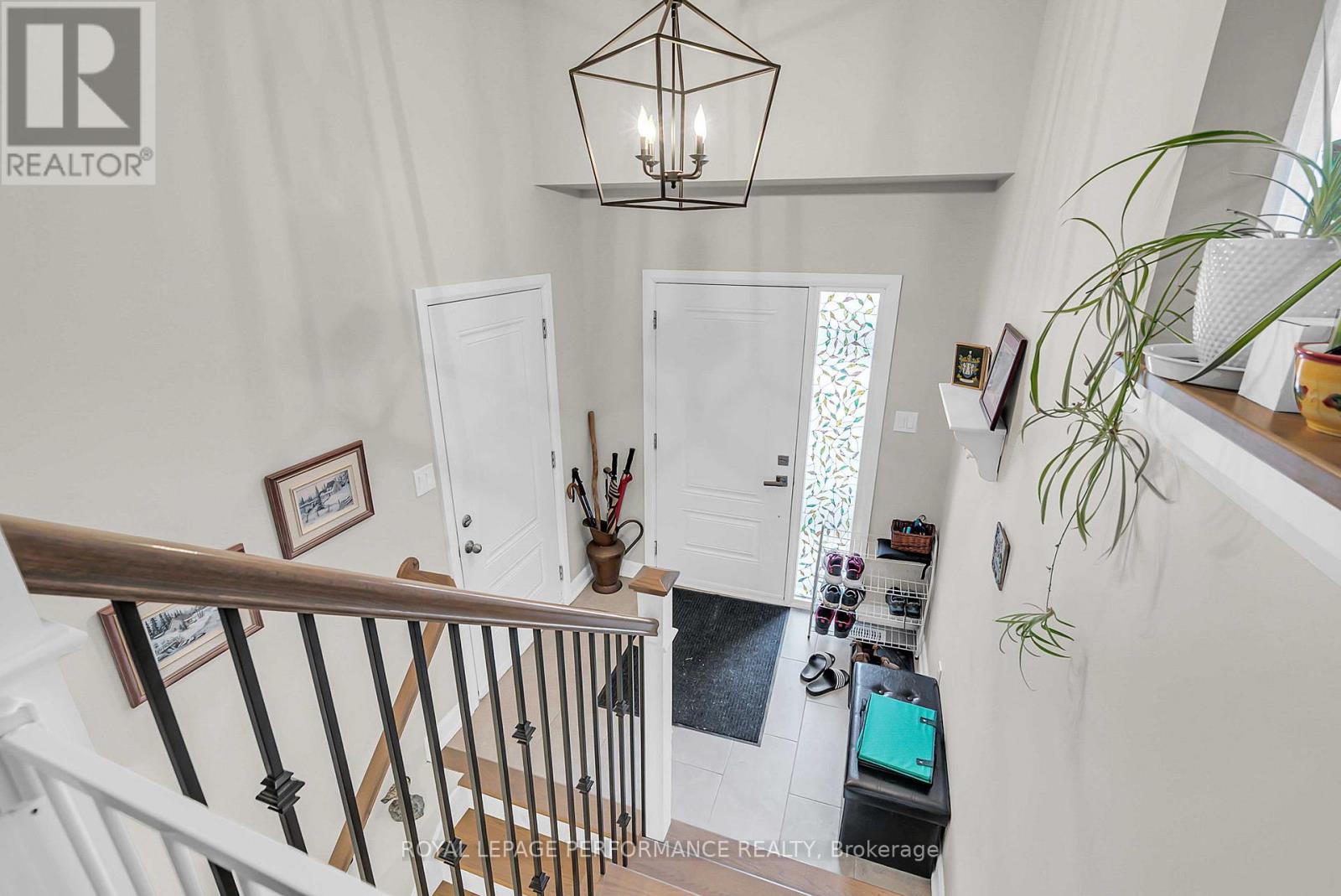 2307 Watson Crescent, Cornwall, Ontario K6H 0H5 - Photo 3 - X12539926