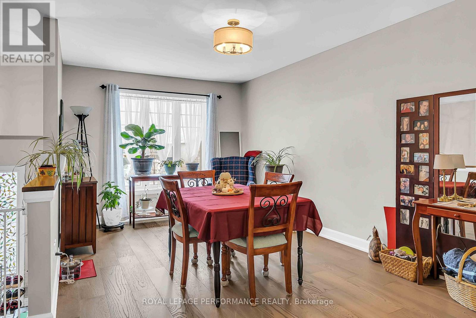 2307 Watson Crescent, Cornwall, Ontario K6H 0H5 - Photo 4 - X12539926