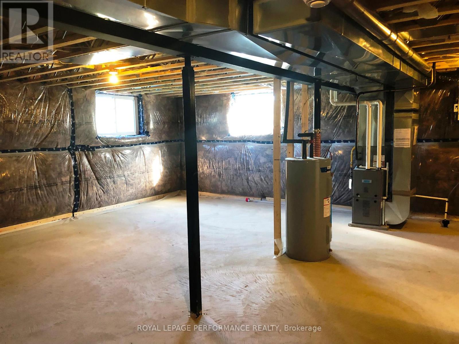 2305 Watson Crescent, Cornwall, Ontario K6H 0H5 - Photo 12 - X12539936